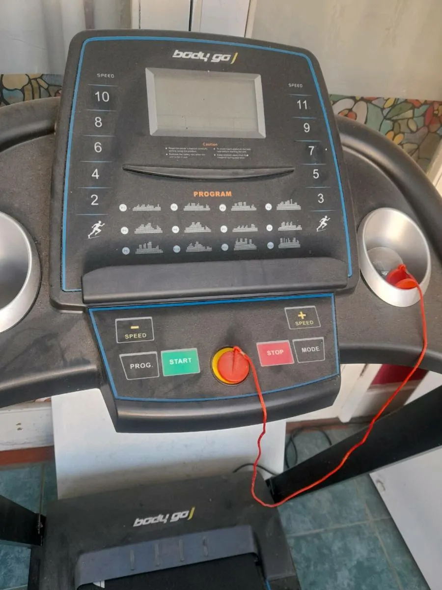 Treadmill - Image 2