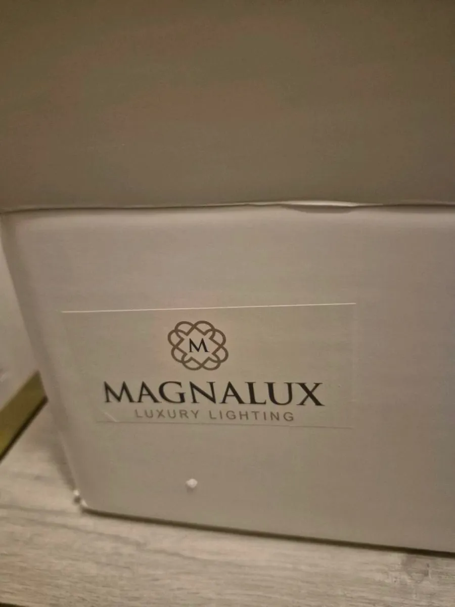Saturn 5 Premium Bathroom Light - Image 3