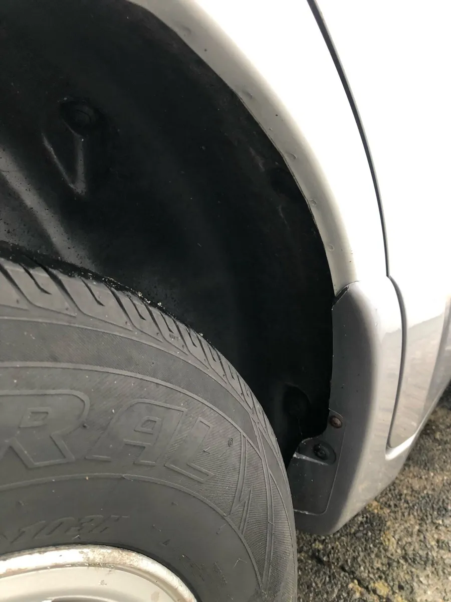 Hyundai Santa Fe - Image 3