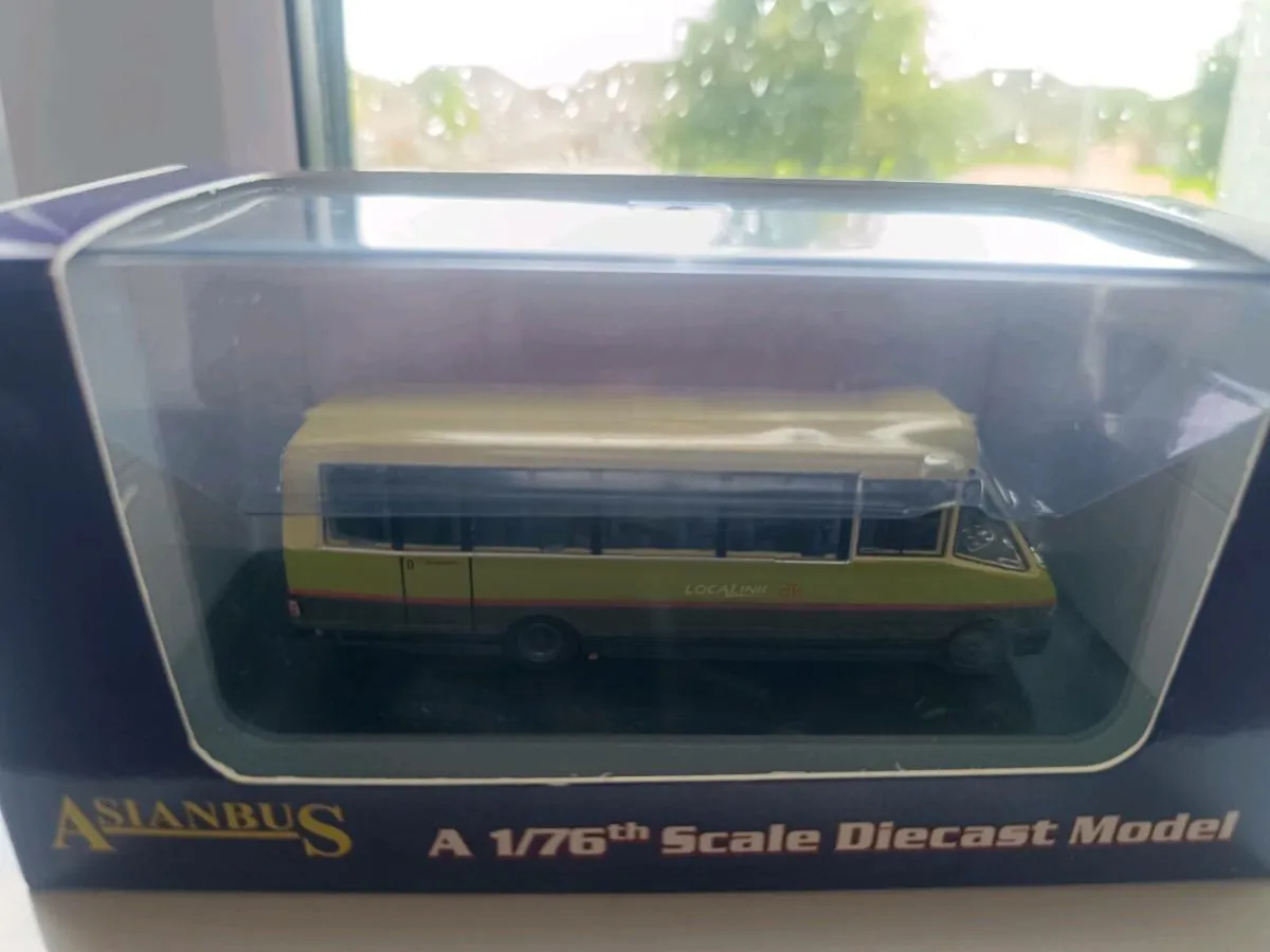 Dublin bus  MCW METRORIDER MRL - Image 1