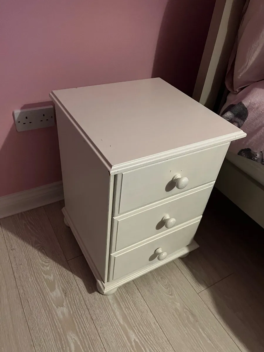 3 Drawer Locker - Image 1