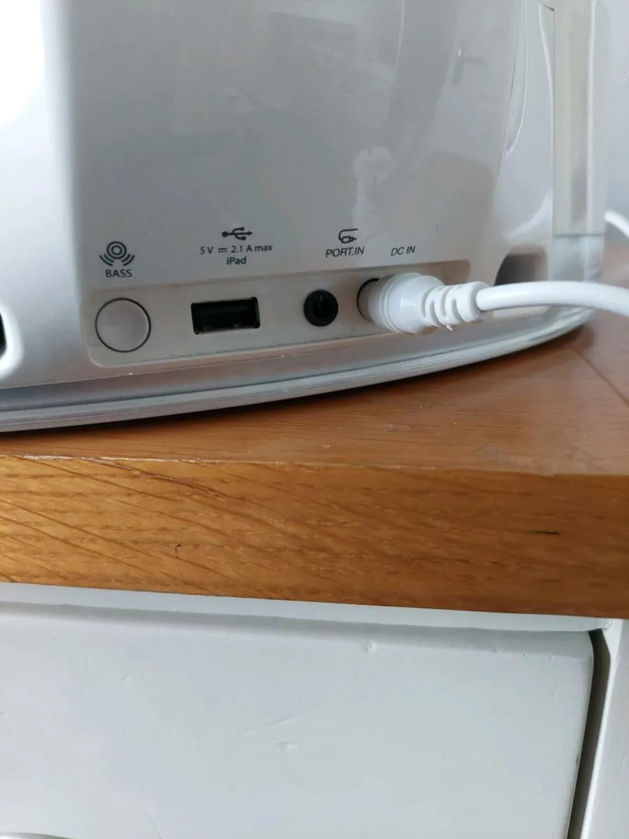 LG Bluetooth speaker . - Image 4