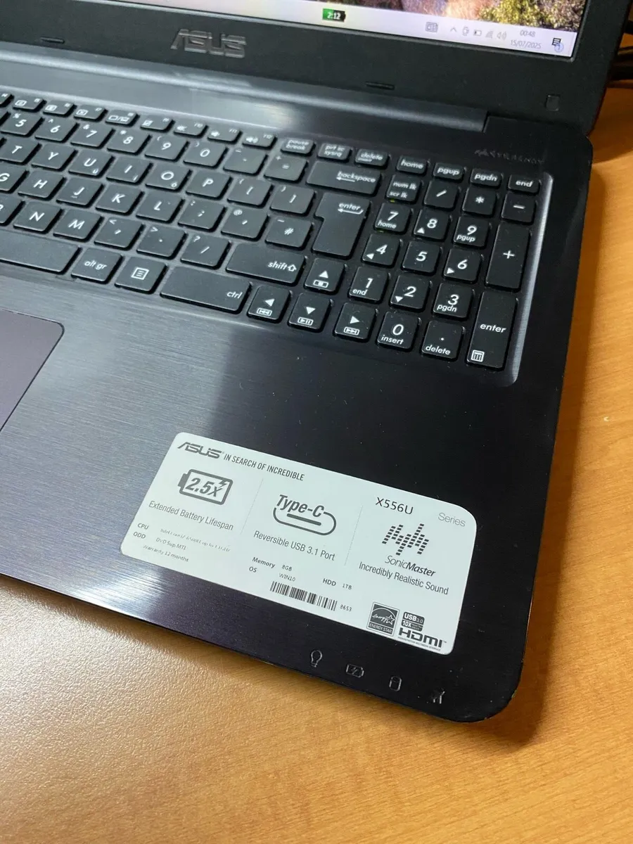 ASUS Laptop i7 pro 8gb 256 win 10 - Image 2