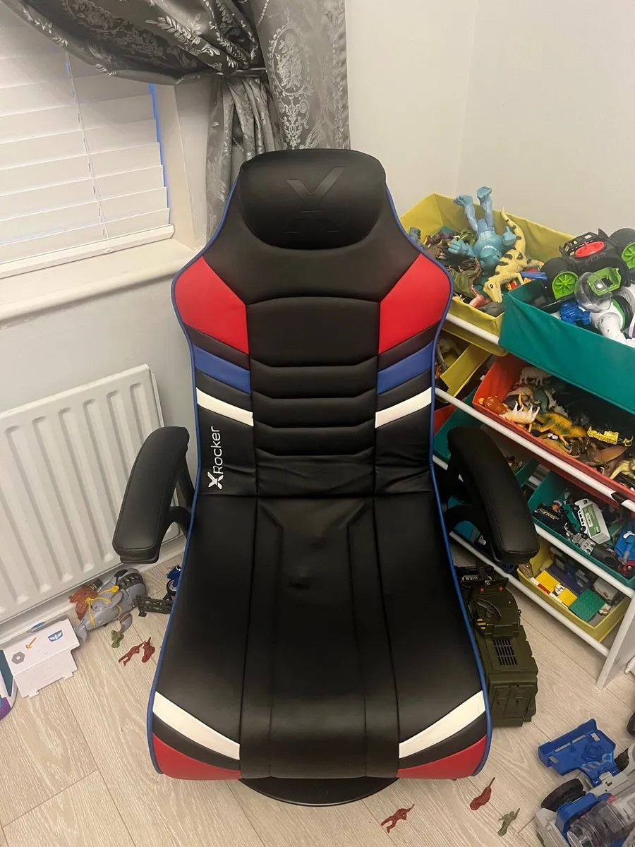 Gaming Chair - Image 3