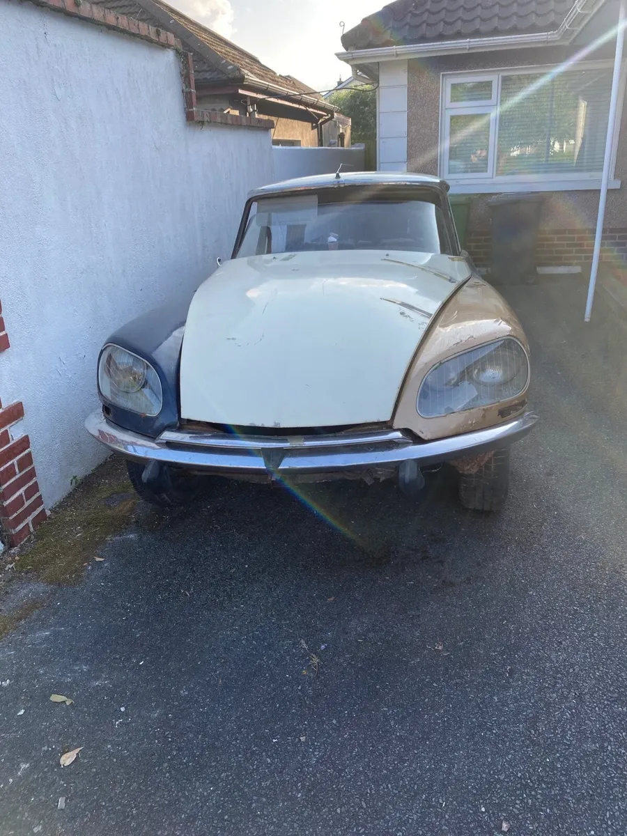 Citroen DS 1972 - Image 1