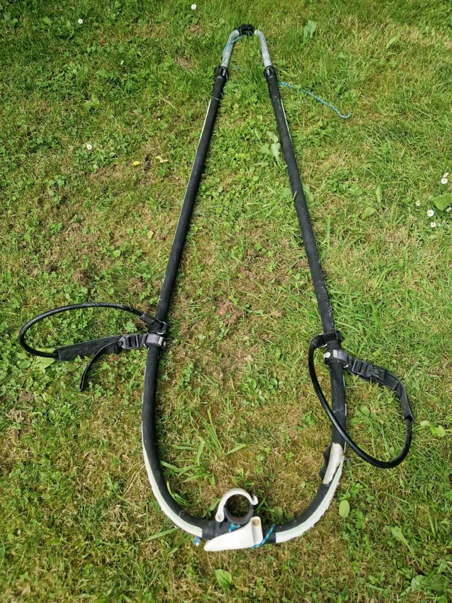 Windsurfing equipment - Image 3