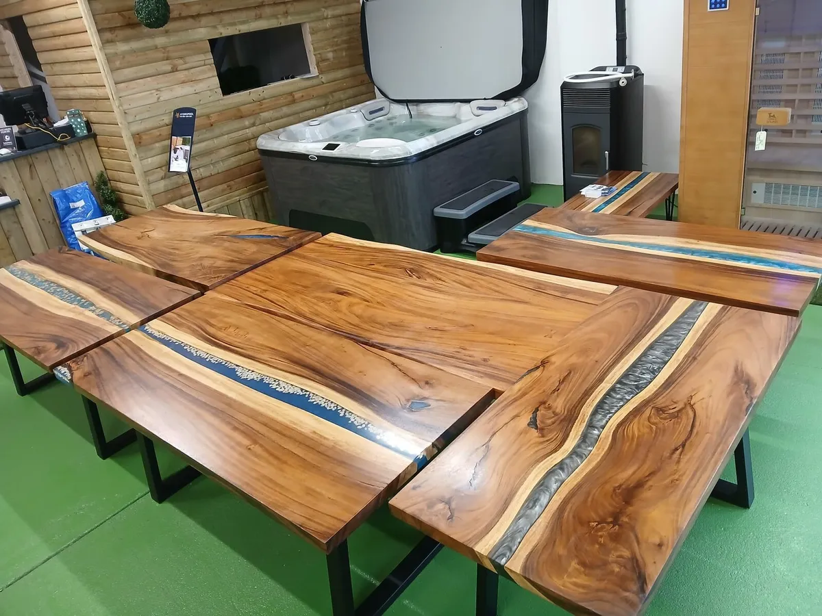 Dining tables - Image 1