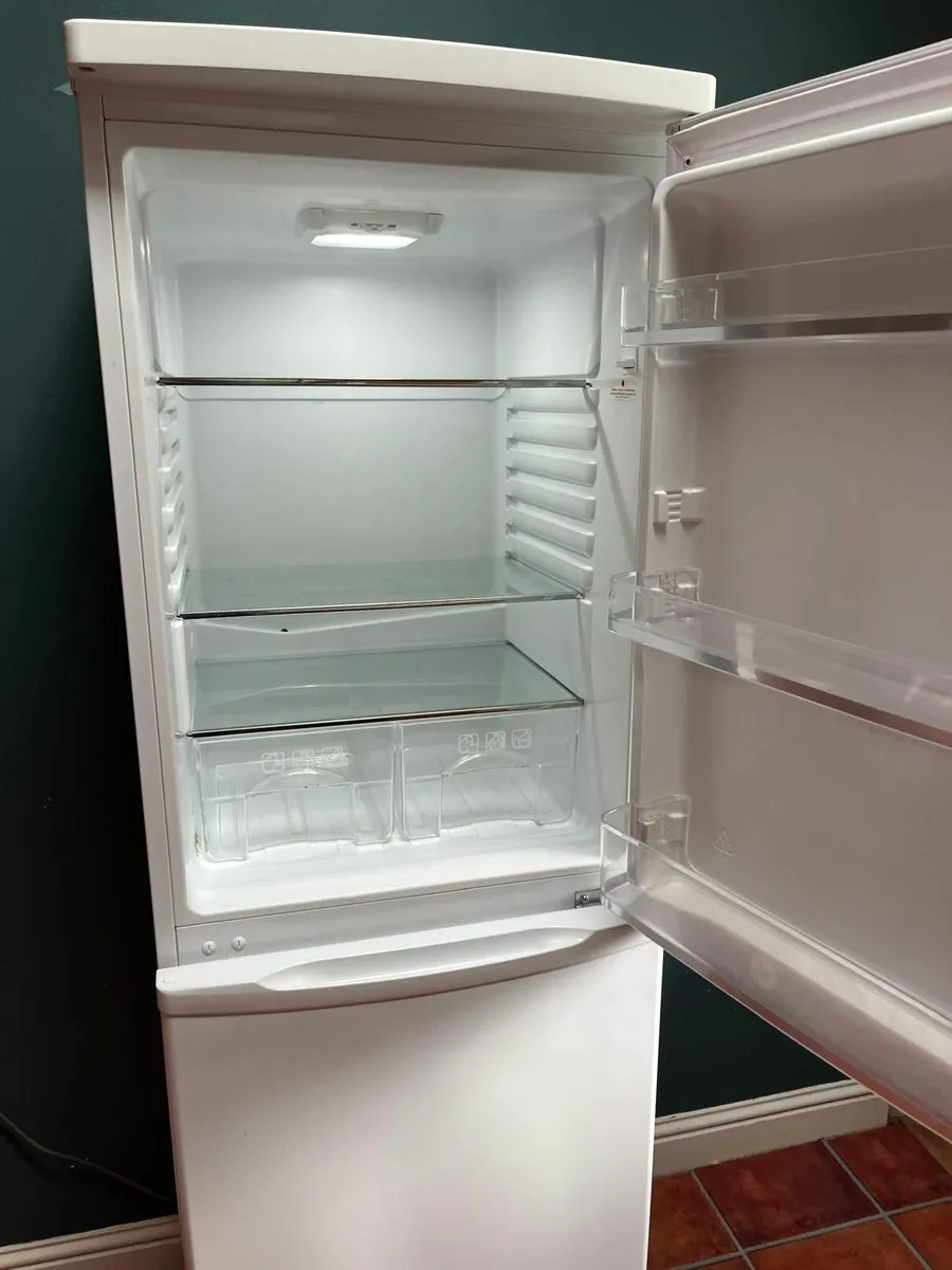Fridge/Freeze - Image 3
