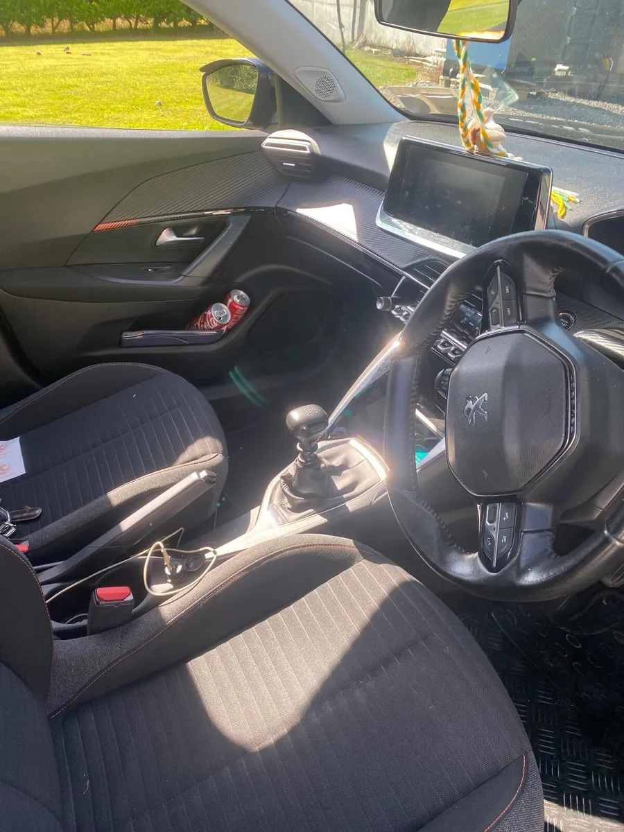 Peugeot 2008 2020 - Image 4