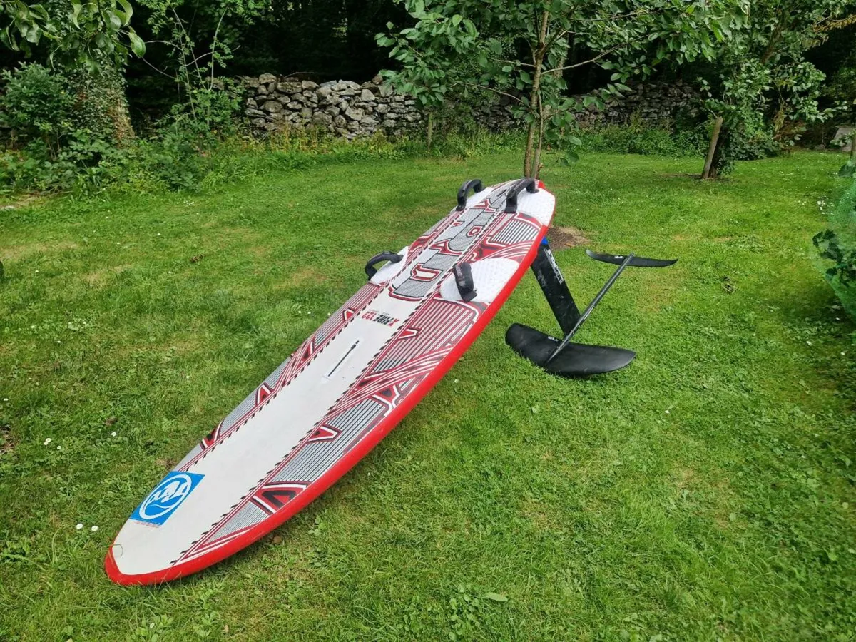 Windsurf board and foil - Image 1