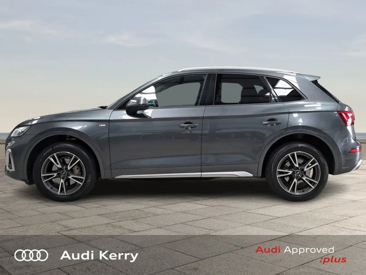 Audi Q5 40tdi 150BHP Quattro Launch S-line Automa - Image 4
