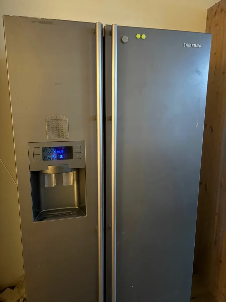Samsung American Fridge Freezer - Image 1