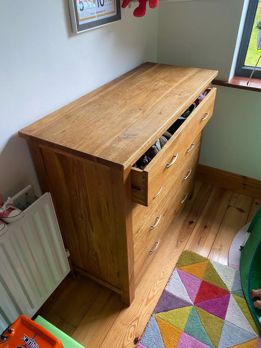 Solid oak, chest of drawers, wardrobe, mirror - Image 2