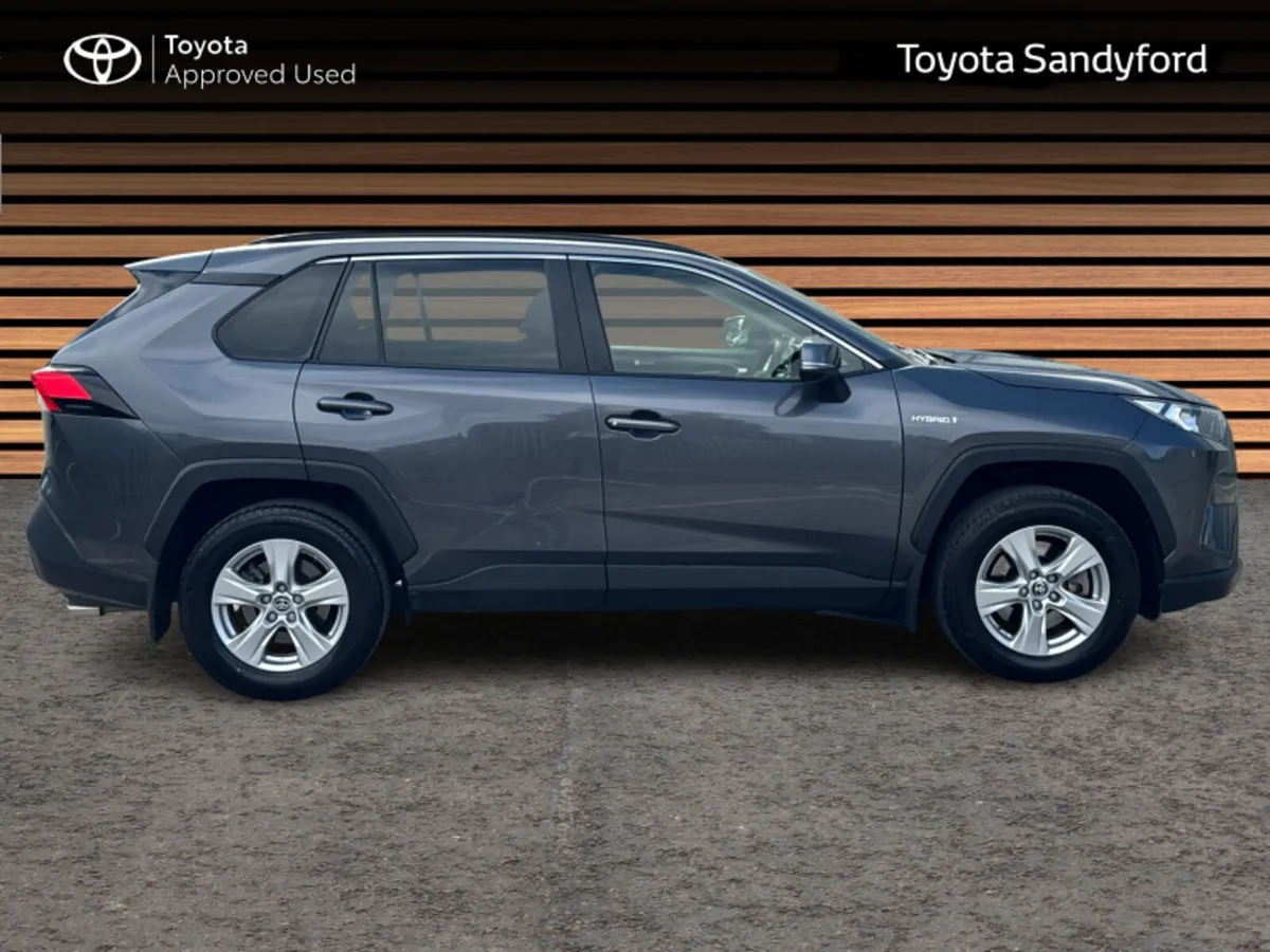 Toyota RAV4 HYBRID LUNA AUTO // FULL LEATHER // RE - Image 3