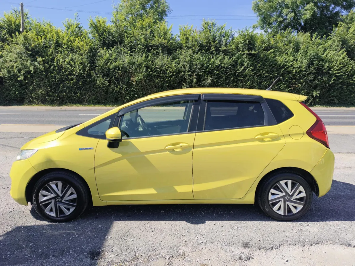 Honda FIT 1,5 Petrol / Electric Hybrid 2014 !!! - Image 4