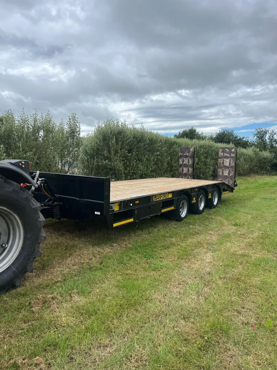 Low loader - Image 2