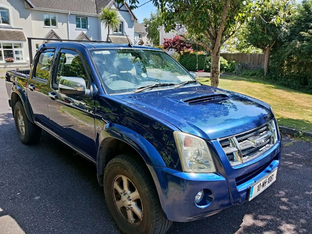 Isuzu DMAX - Image 1