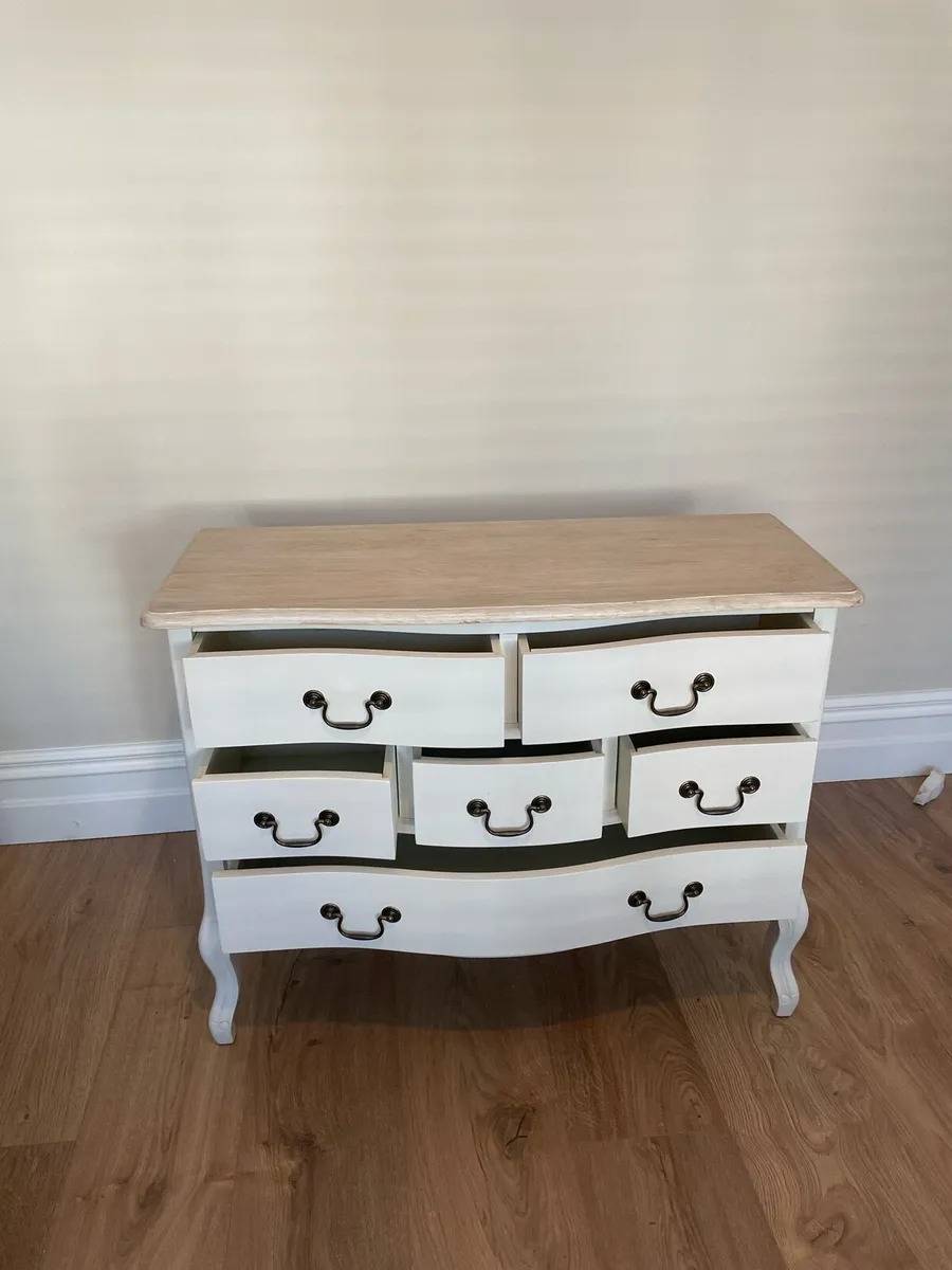 Bedroom furniture - Image 2