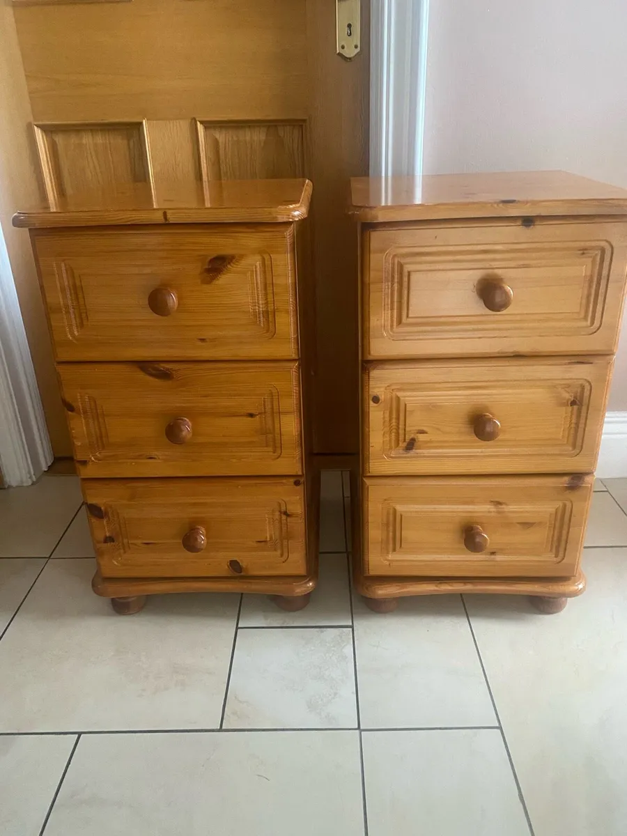 Lockers - Image 1