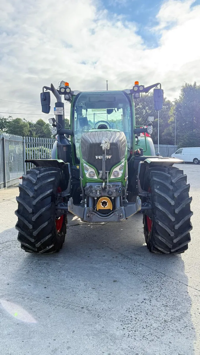 Fendt 718 Power+ Gen 6 - €145,000 + VAT - Image 4