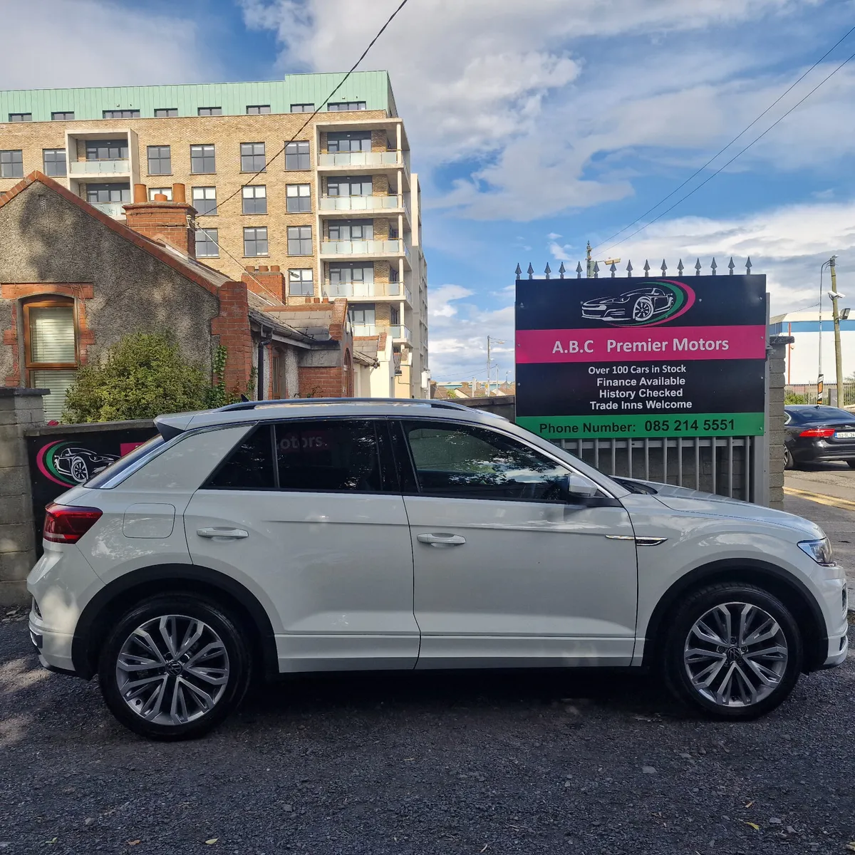 Volkswagen T-Roc  1.5 TSI 150bhp R-Line - Image 2