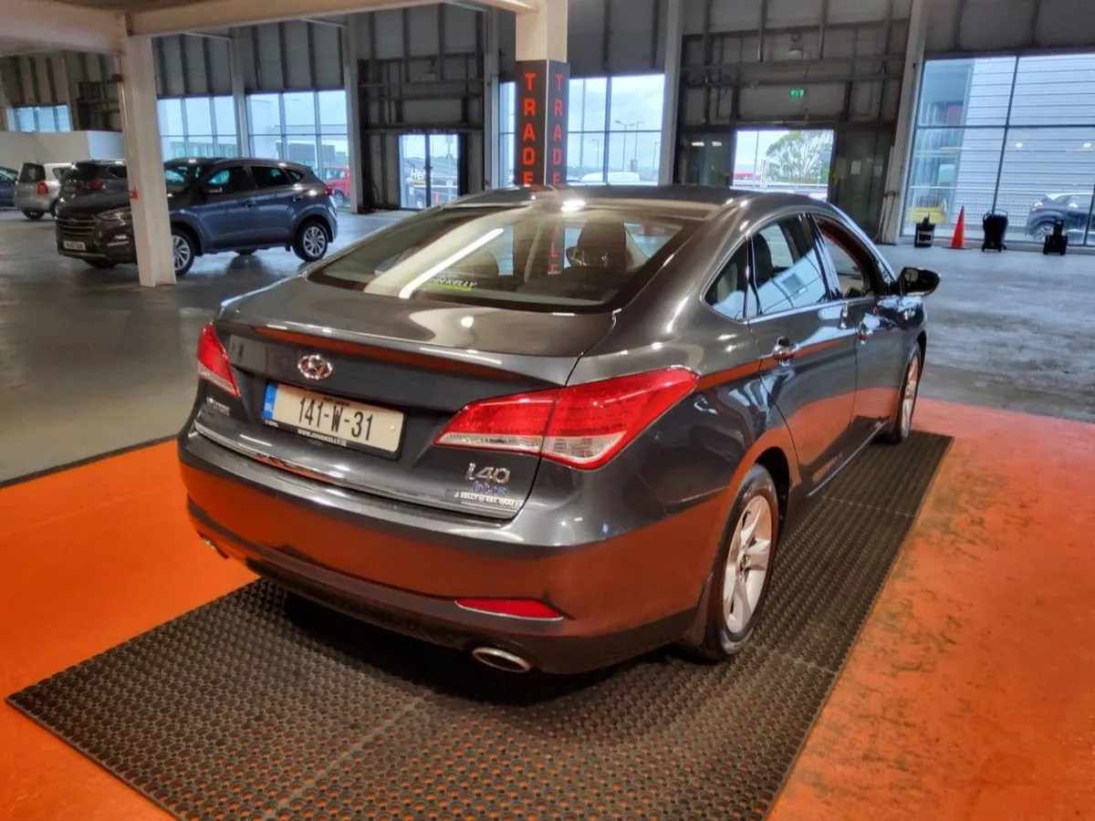 Hyundai i40 Executive 1.7 Diesel - Image 3