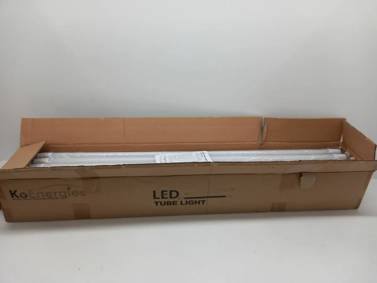 Online Auction Of Sensor Led Tube Lights & More! - Image 1