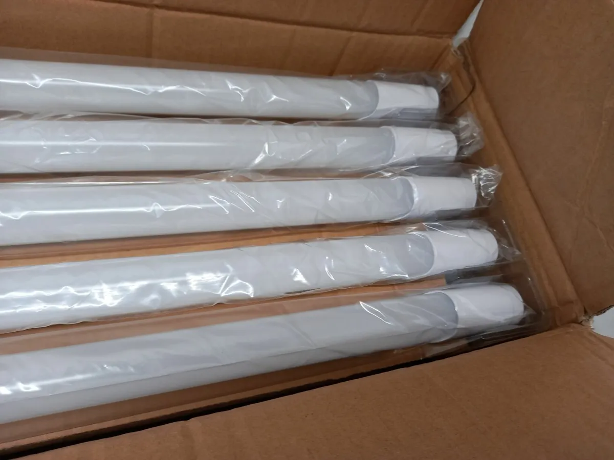 Online Auction Of Sensor Led Tube Lights & More! - Image 2