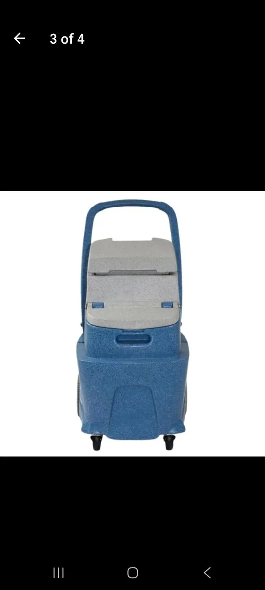Carpet Cleaning Machine - Image 2
