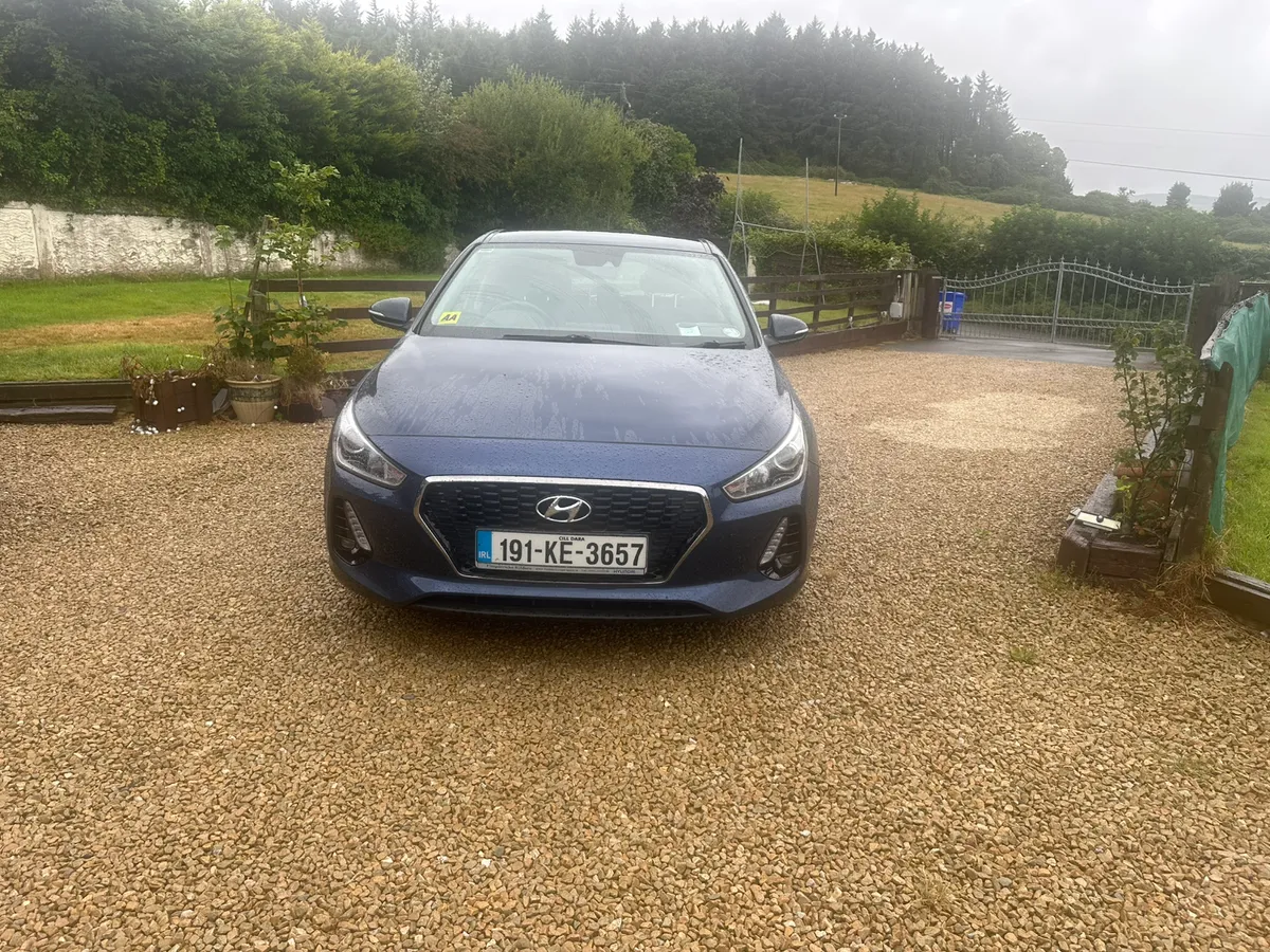 Hyundai I30 1.6 D Hatch Back Lovely Car - Image 3