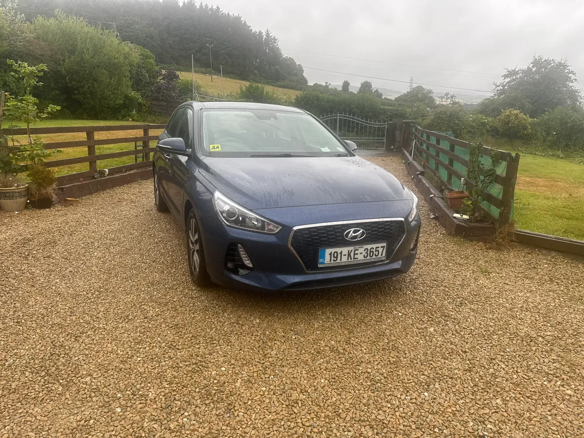 Hyundai I30 1.6 D Hatch Back Lovely Car - Image 4