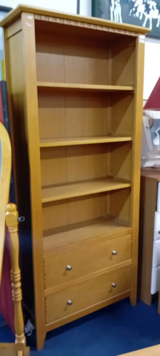 Solid Oak Bookcse With Drawers