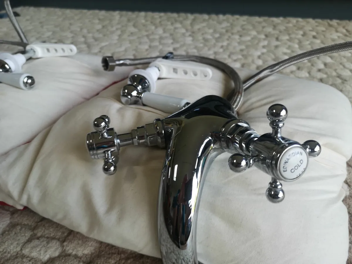 Edwardian basin mixer taps + toilet flushes - Image 2