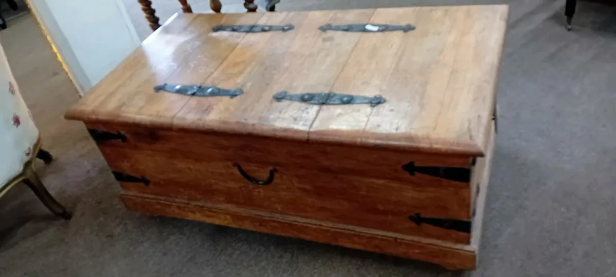 Solid Hardwood Trunk Style Coffee Table - Image 1