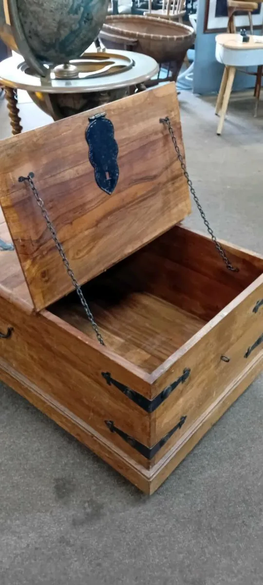 Solid Hardwood Trunk Style Coffee Table - Image 2