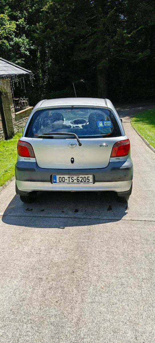 Toyota Yaris 2000 - Image 3