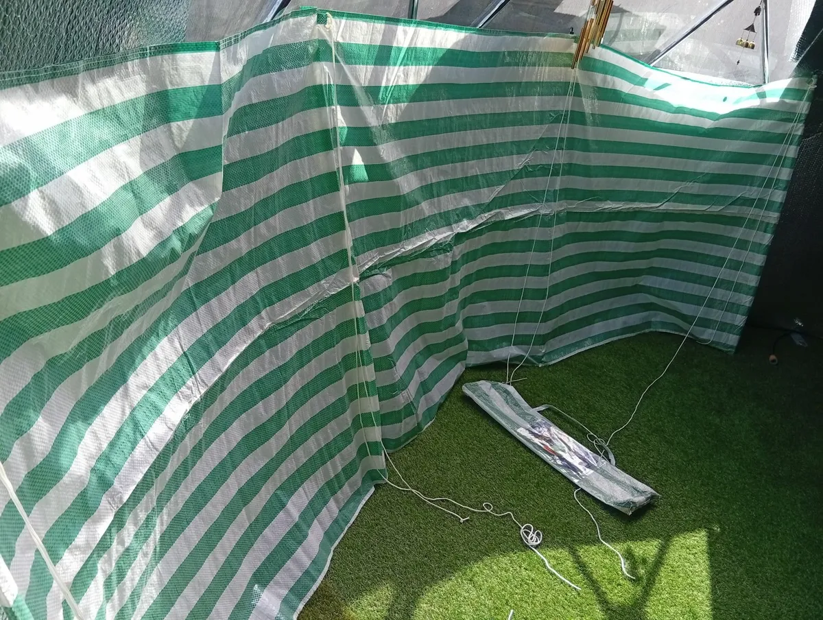 Quality Wind breaker for camping beach - Image 4