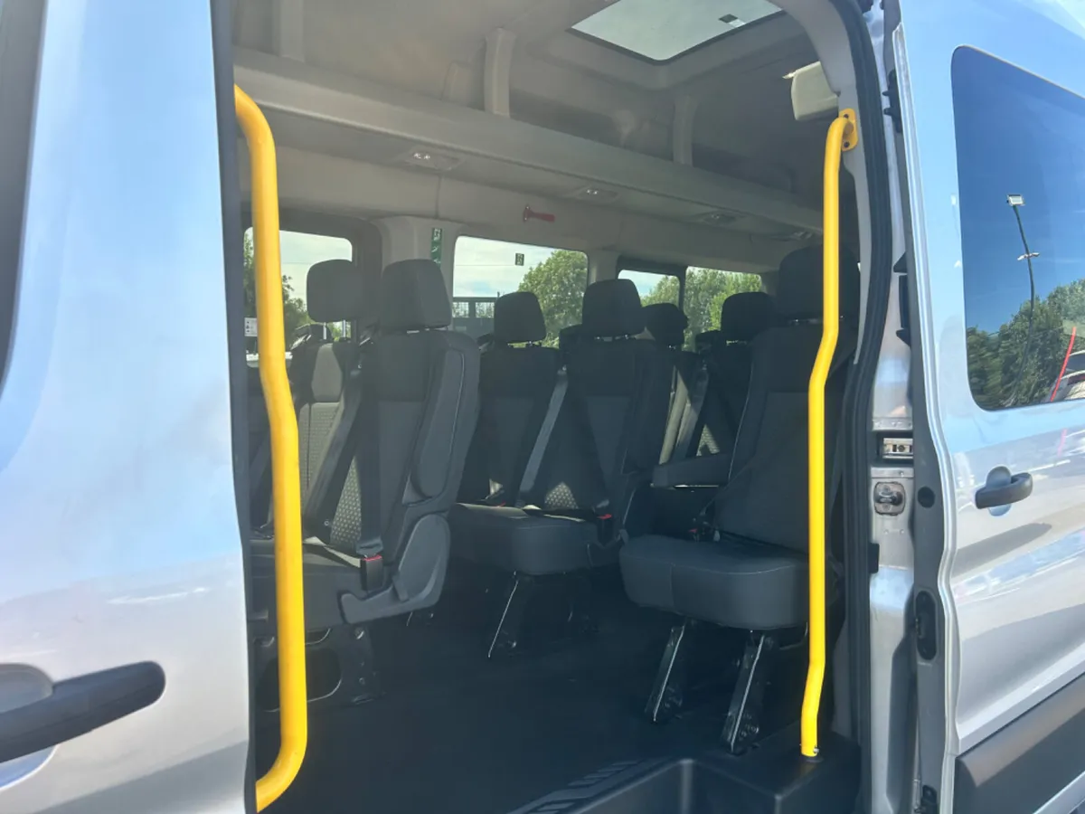 Ford Transit Minibus 2022 - Image 4
