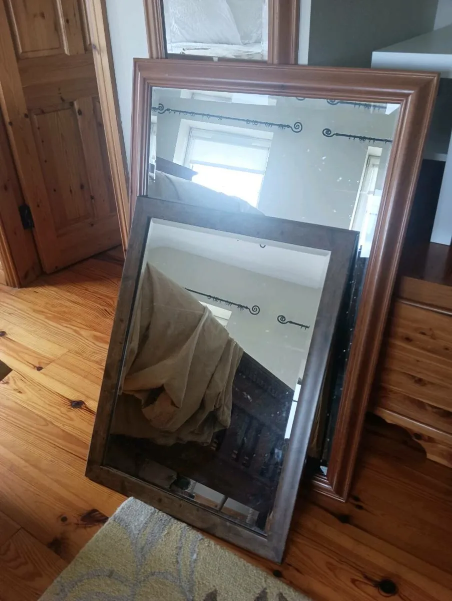 2 lovely mirrors - Image 1