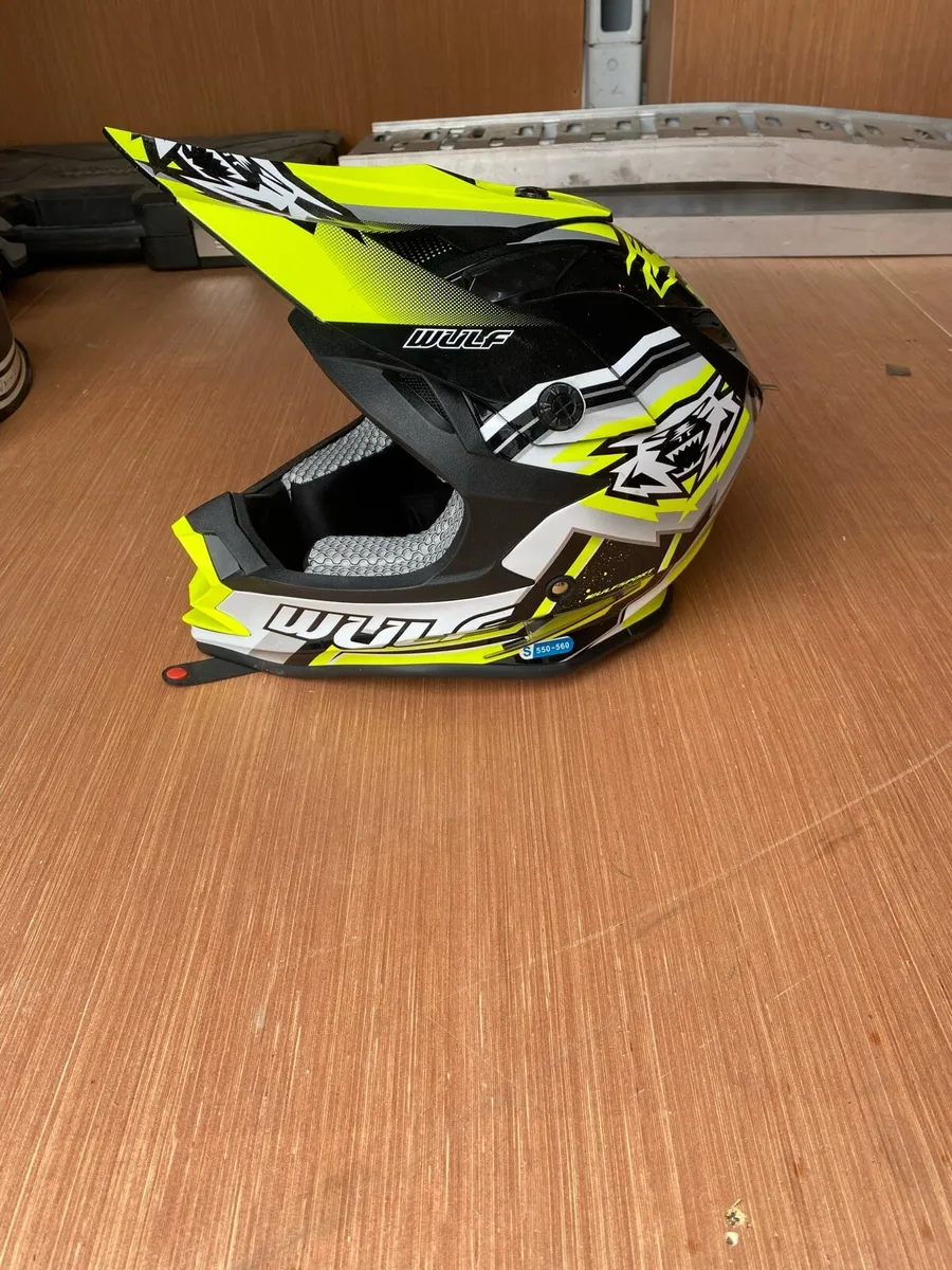Wulf MX helmet - Image 2