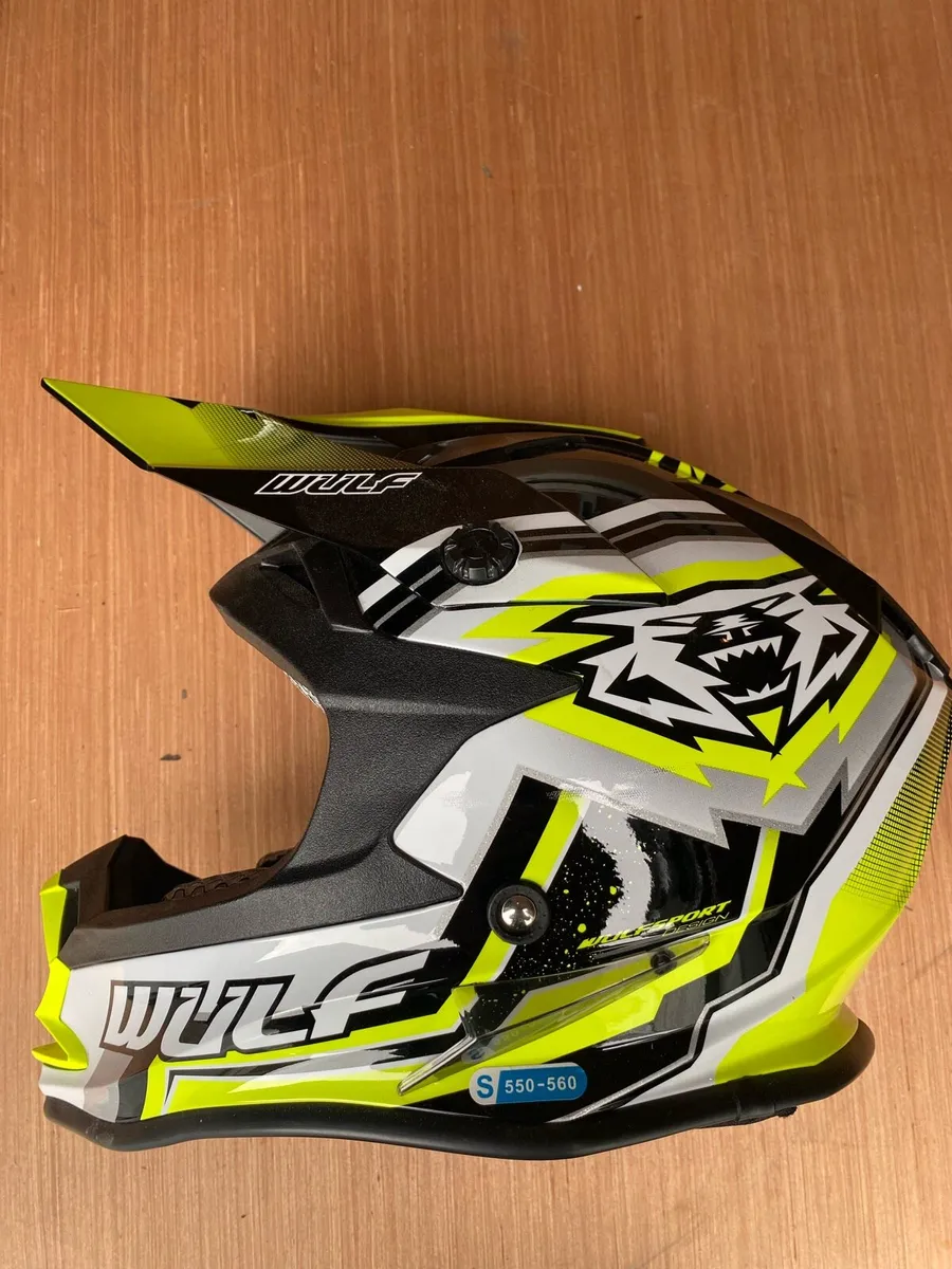 Wulf MX helmet - Image 4