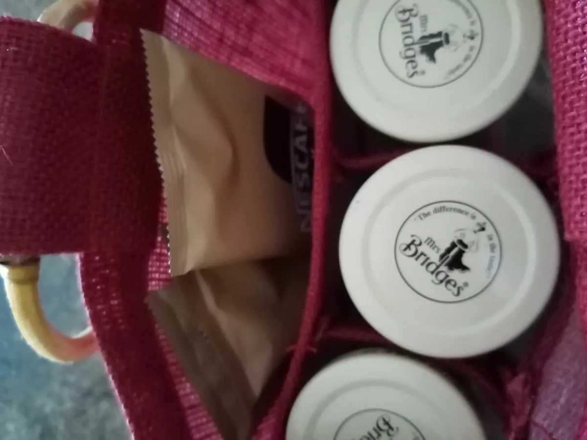 8 mini glass jars in caddy bag - Image 3
