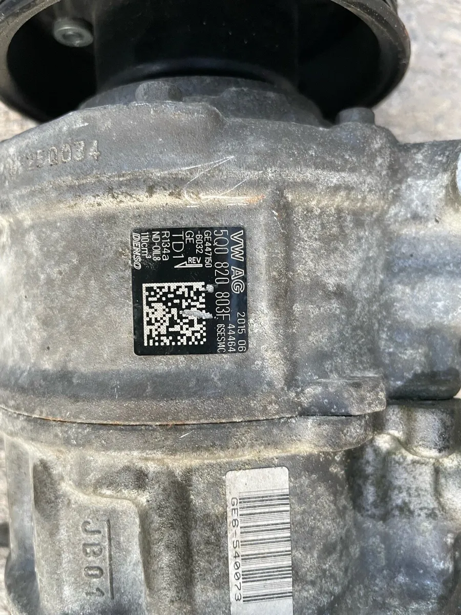 Air Conditioner Pump - Image 1