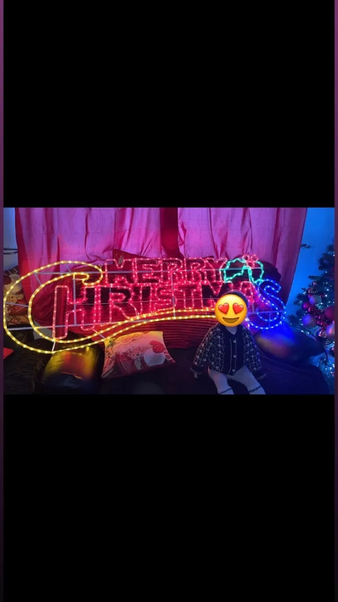 Outdoor Christmas Light - Image 1