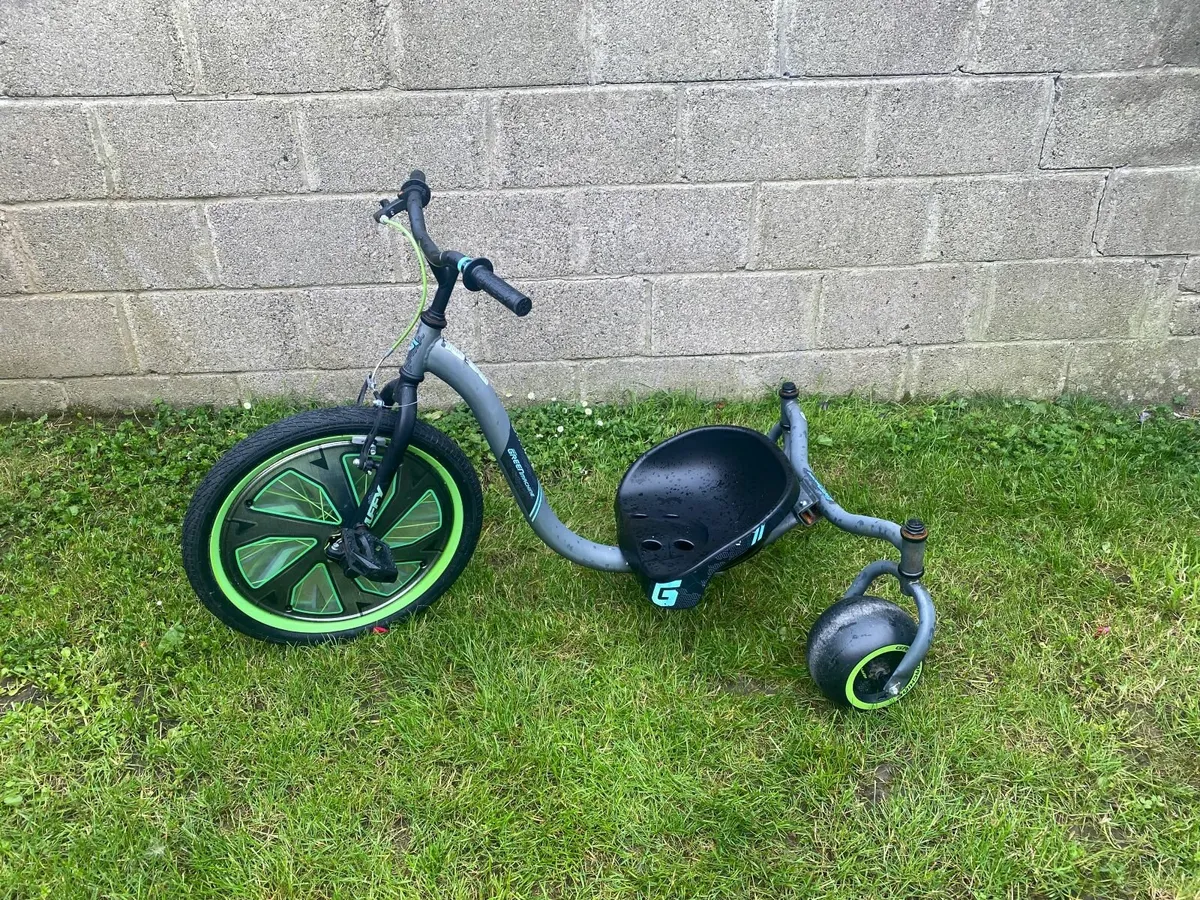 Huffy Green Machine Drift Trike - Big Front Wheel - Image 1