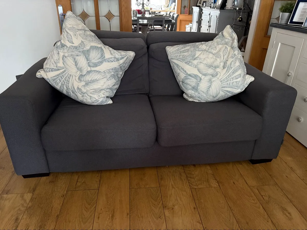 3 seater sofa, 2 seater sofa and 1 seater chair - Image 3