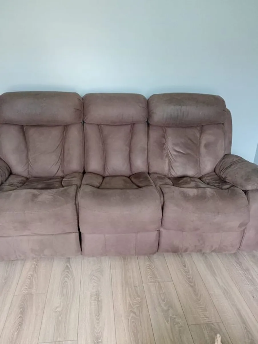 3 seater recliner - Image 2