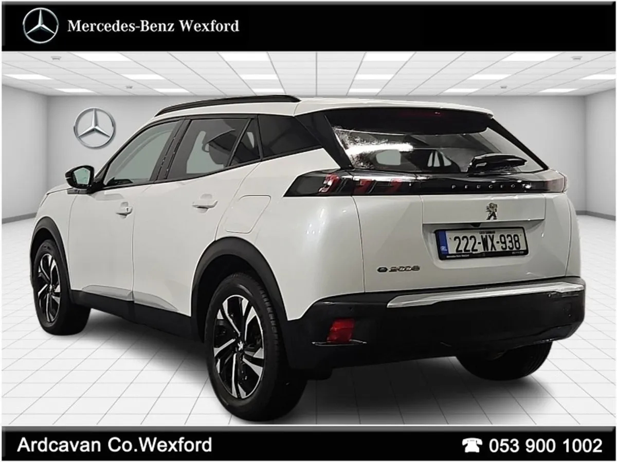 Peugeot 2008 Allure Electric 136bhp (50 Kwh) - Image 4