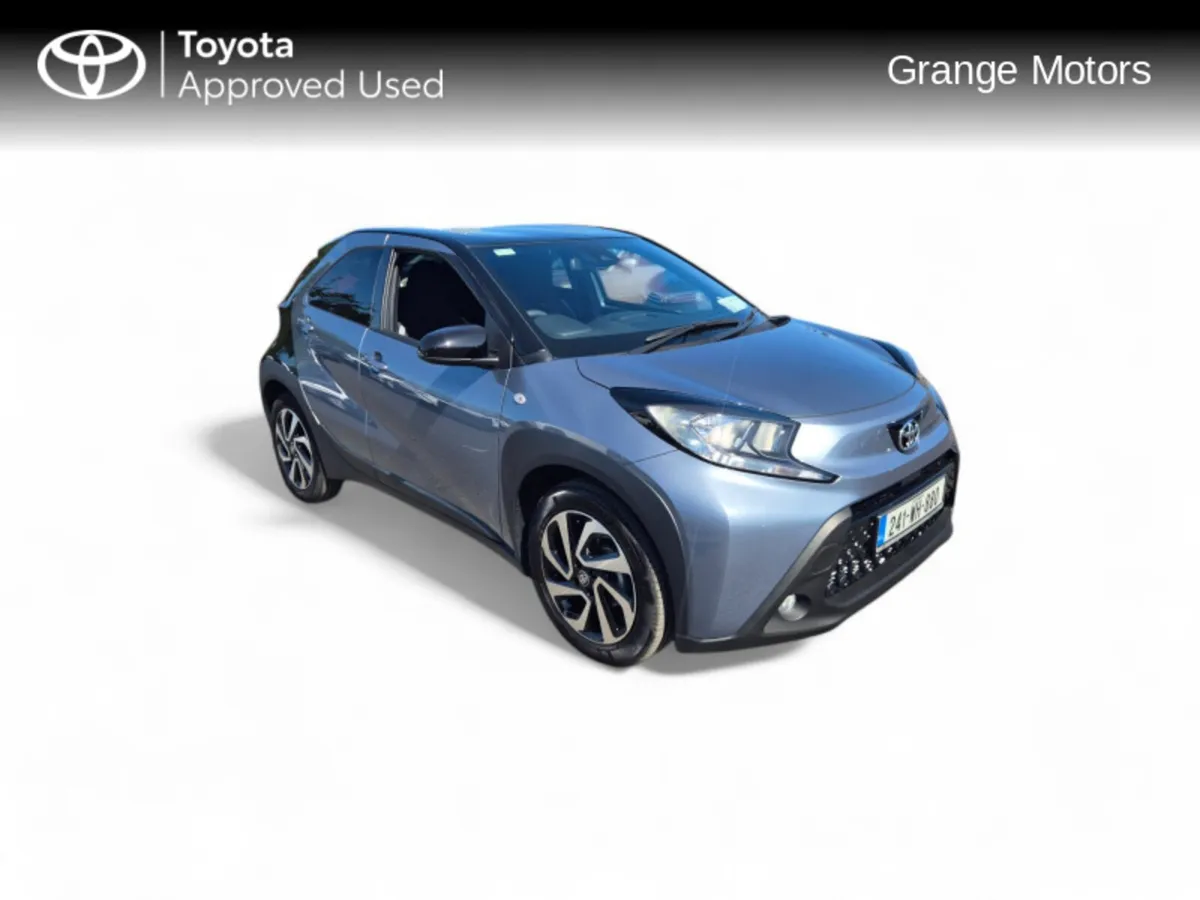 Toyota Aygo X 1.0LTR 5DR X DESIGN**LOW MILEAGE** - Image 1