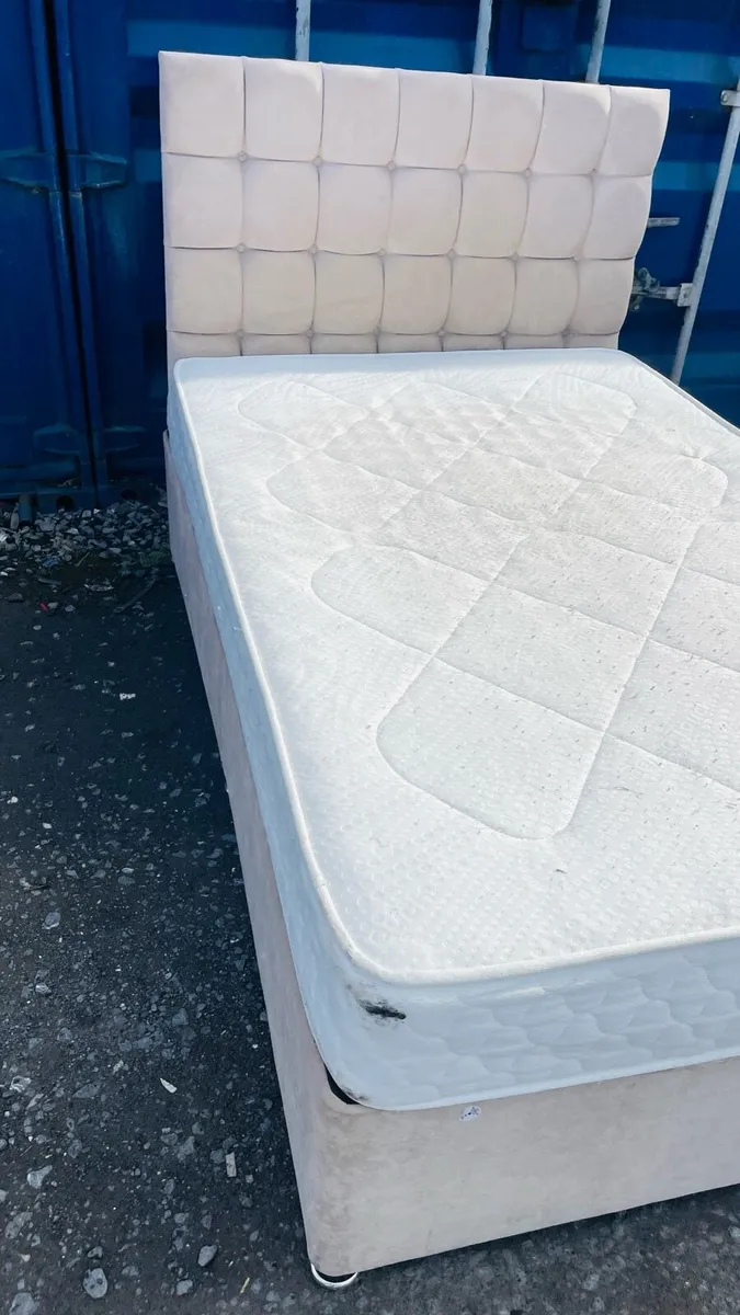 Small double bed with mattress - Image 3